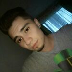 Sebasbrs32 - kik username