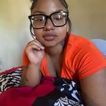 Sarah Hartley - instagram username