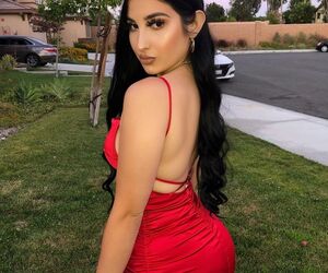 Profile Esmy Ugartee