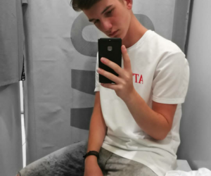 Josh Viktor