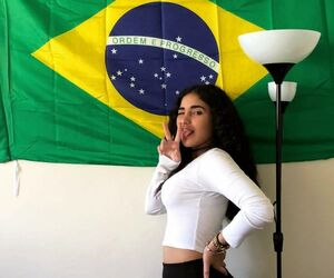Queenbella_97