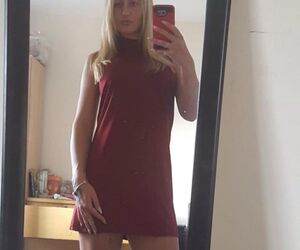 BlondeBabe2018
