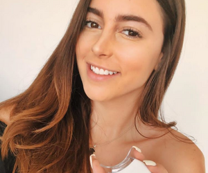mandel bella