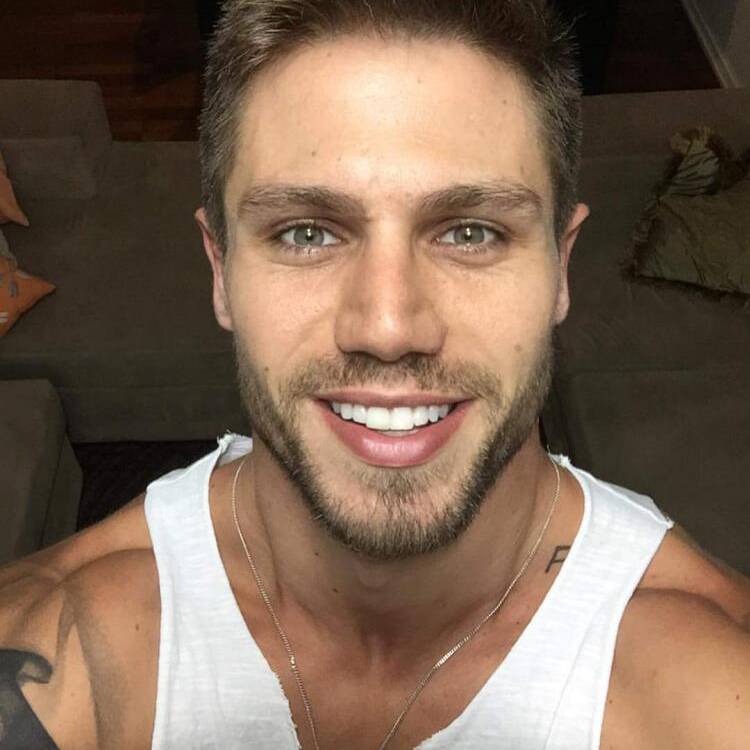 Foto de perfil de James