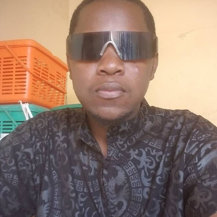 Foto de perfil de Ashaba Darius
